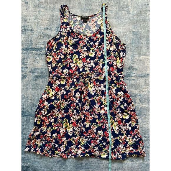 Forever 21 Plus Size Navy Blue Floral Sleeveless Mini Dress w Pockets Size 2X - Picture 5 of 8